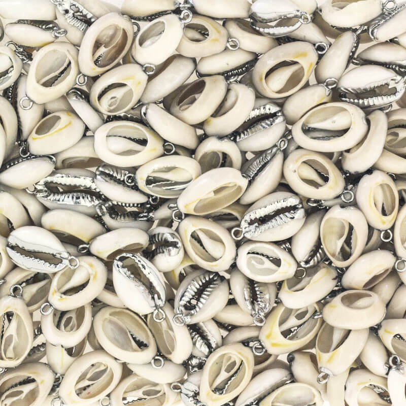 Kauri shells, pendants with a hook, platinum 20mm 1 pc. MU043 Manzuko