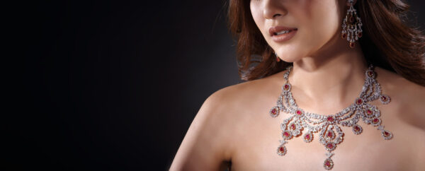 Komplet biżuterii z rubinami