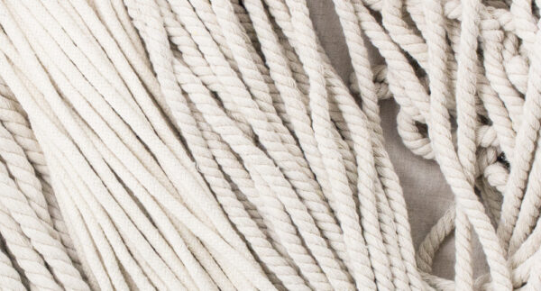 Plecione i skręcane sznury z naturalnej bawełny