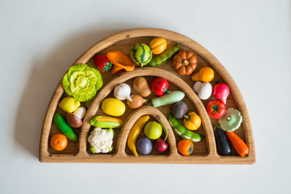 Miniaturowe warzywa i owoce z modeliny