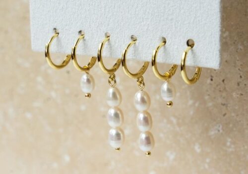 Kolczyki z pereł — pomysły DIY. Kolczyki perłowe na biglach