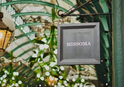 Missoma — marka z wizją. Witryna sklepowa