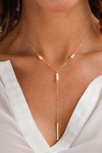Akcesoria ślubne - naszyjnik z perłowych łączników