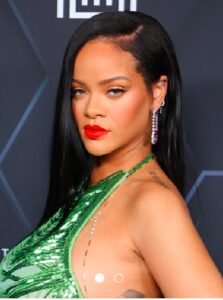 Rihanna w biżuterii od projektantki