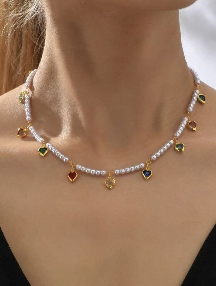 Idealna biżuteria dla dziewczyny — choker z zawieszką na 2 sposoby