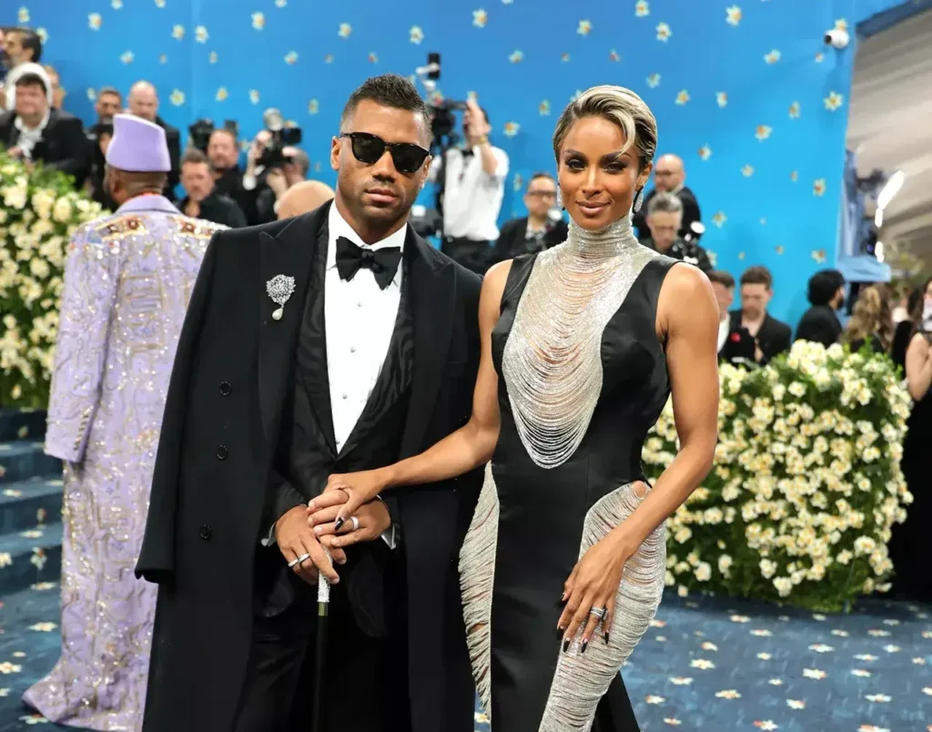 Ciara Ciara – błyszcząca elegancja