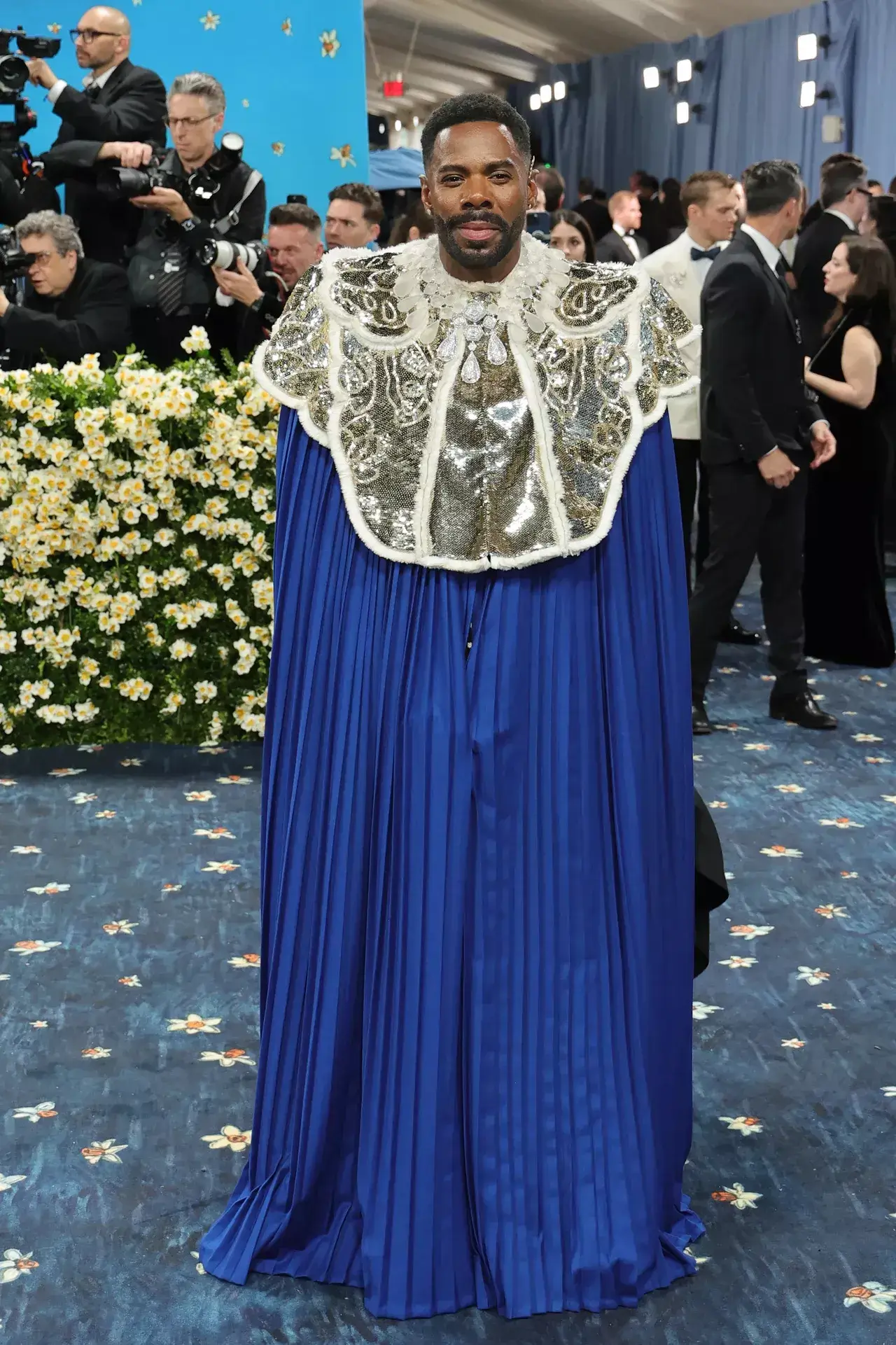 Colman Domingo Colman Domingo – królewski błękit i diamentowy „Iceberg” od Boucheron