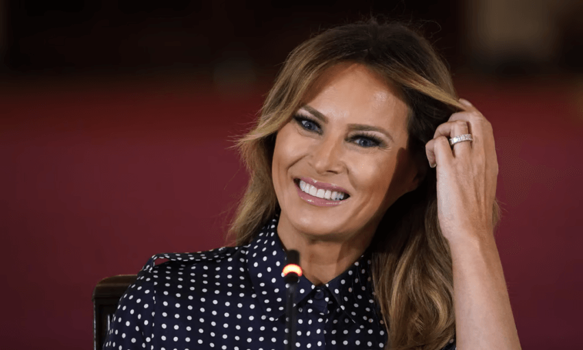 Biżuteria Melanii Trump: Klasa i Elegancja