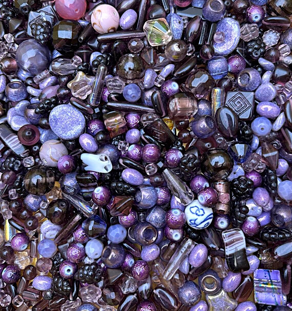 Koraliki szklane – drugie życie pojedynczych elementów