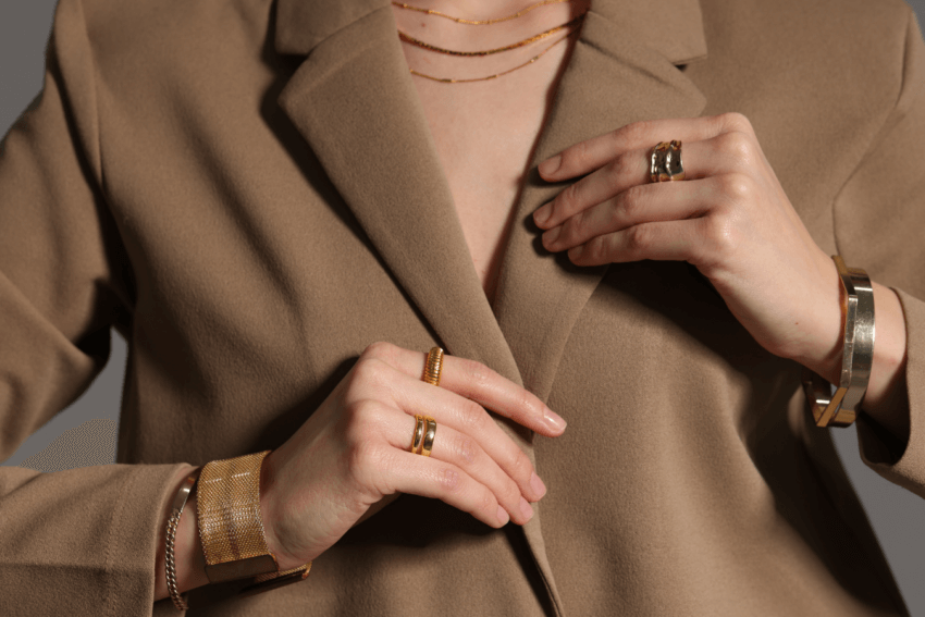 Brązy w modzie - jak je stylizować i z czym łączyć