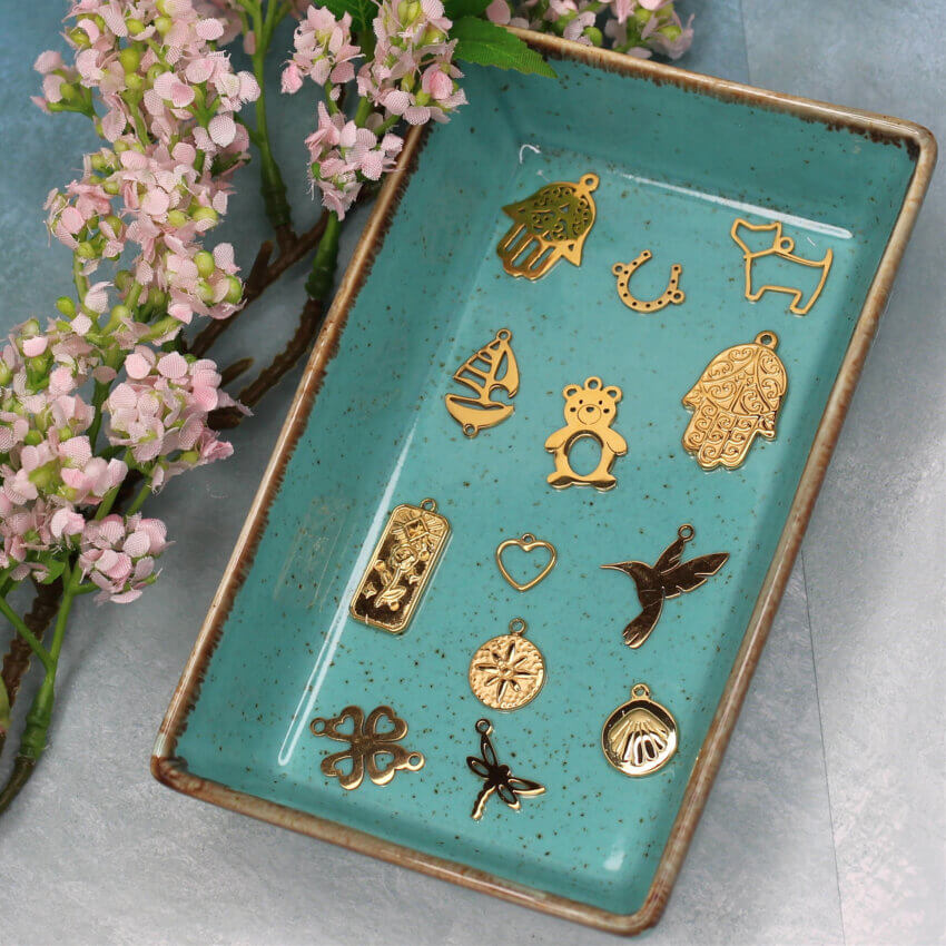 Metody platerowania stali chirurgicznej - przewodnik, stal platerowana PVD i inne