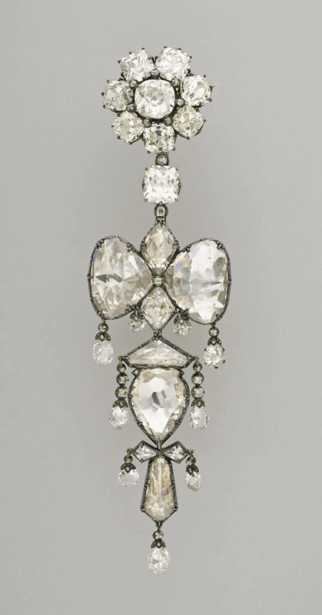 Brosza relikwiarzowa żony Napoleona III