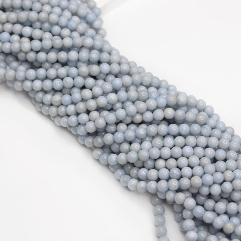 Sznur koralików angelitowych